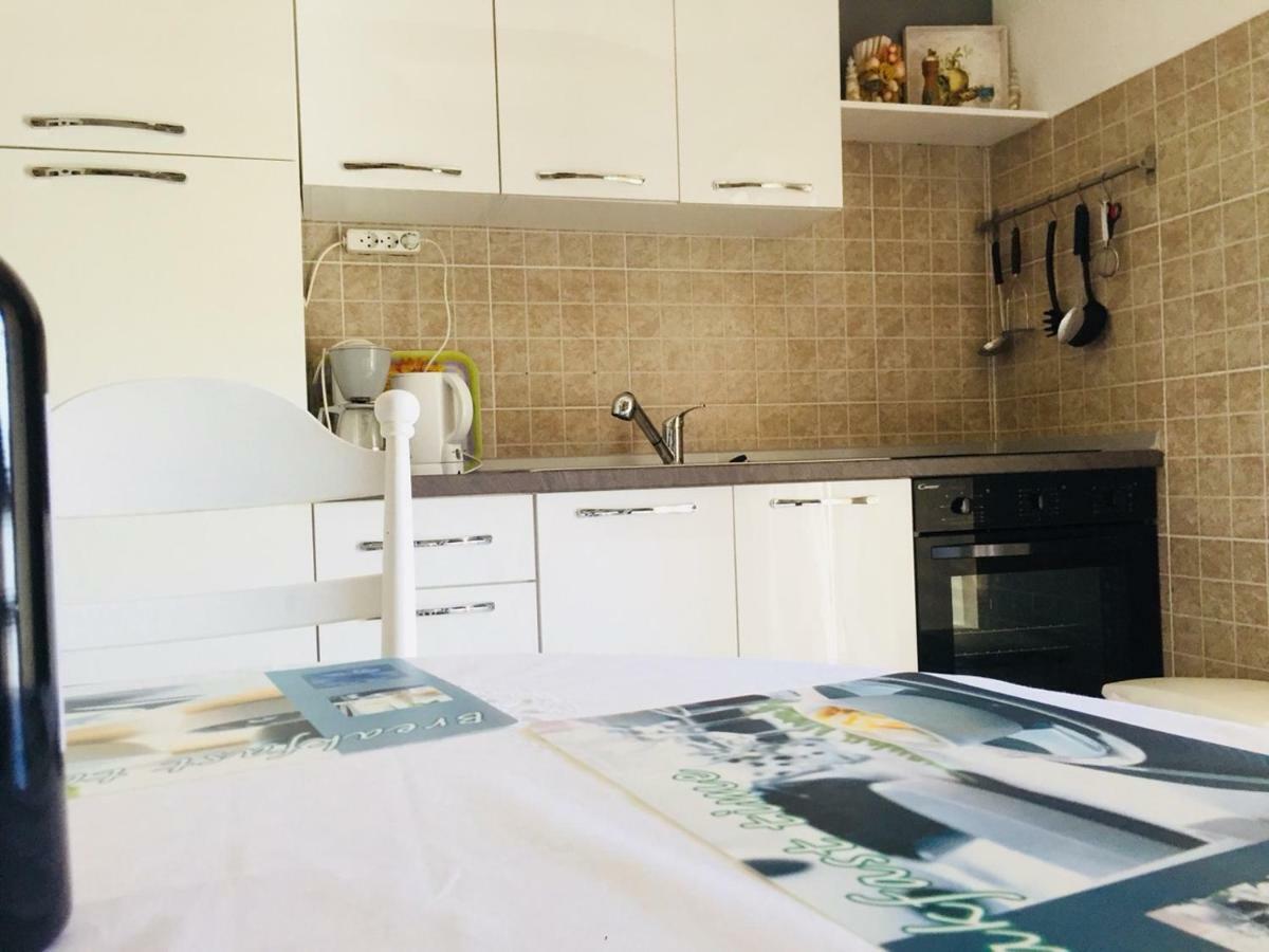 Apartment Josipa Premantura Eksteriør bilde