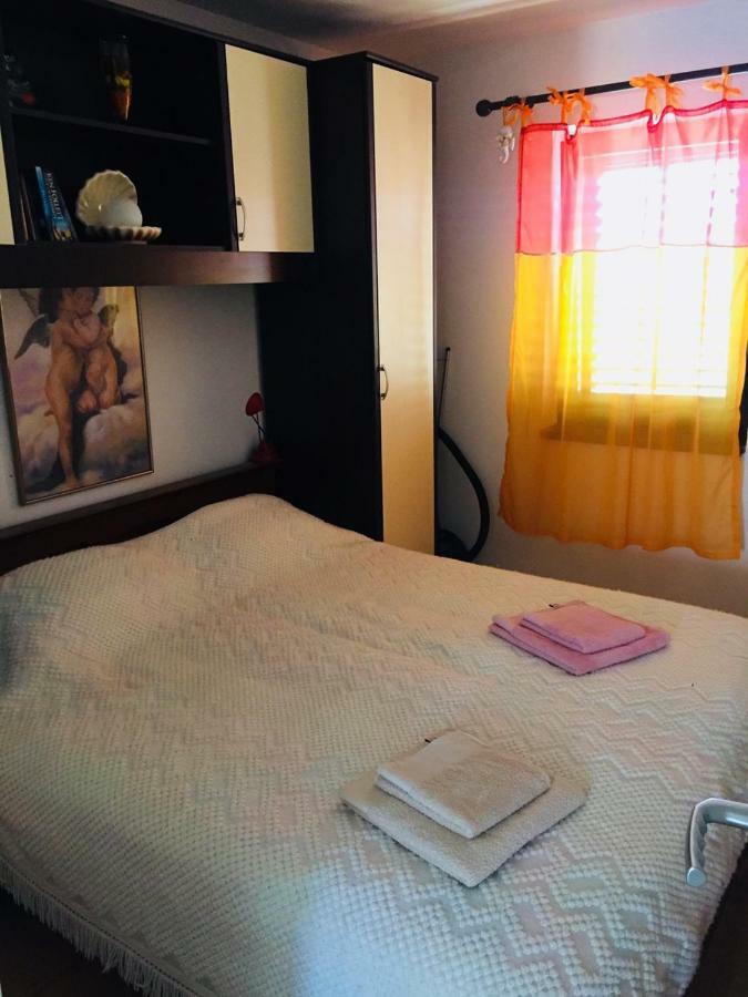 Apartment Josipa Premantura Eksteriør bilde